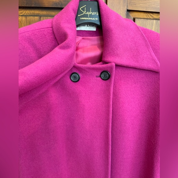 Christian Dior Vintage Size 10 Fuchsia Wool maxi coat with collared scarf. EUC - Picture 4 of 16